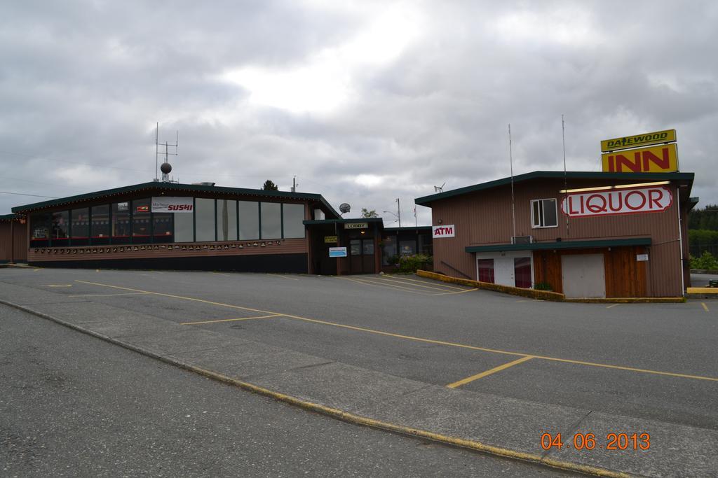 Dalewood Inn Port Mcneill Bagian luar foto